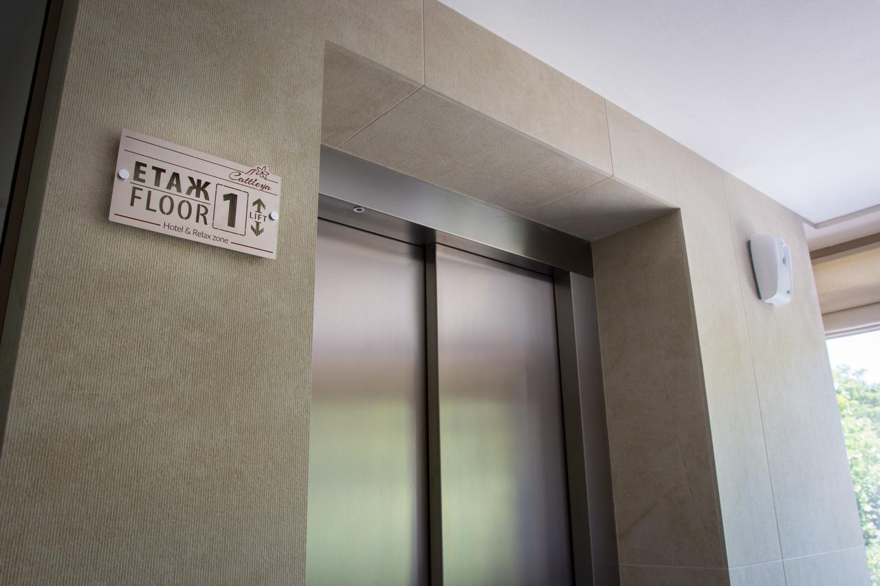 Hotel & Relax Zone Cattleya クルシュナ エクステリア 写真